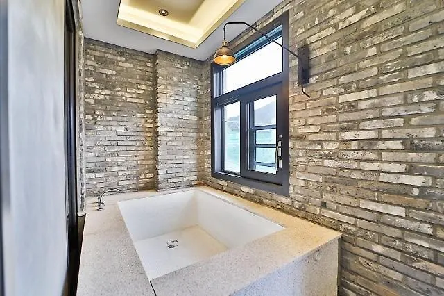 Motel Jeonggwan Raum