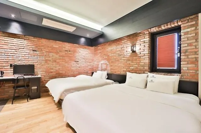 Jeonggwan Raum Motel *