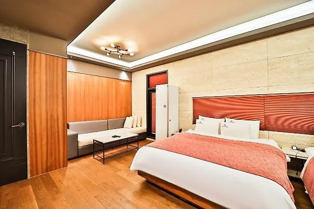 Jeonggwan Raum Motel *