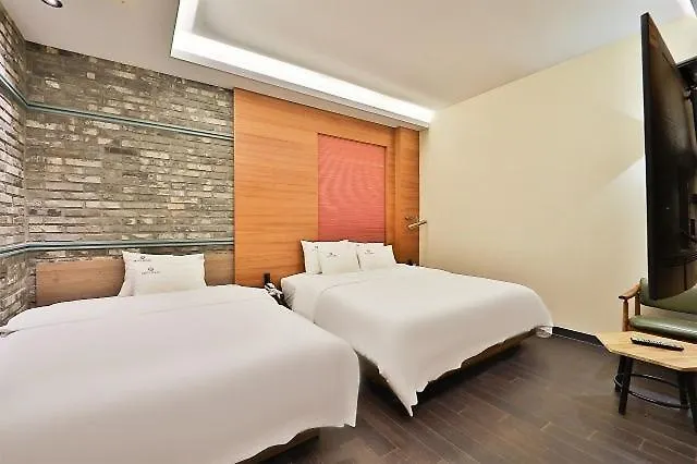 Jeonggwan Raum Motel Busan