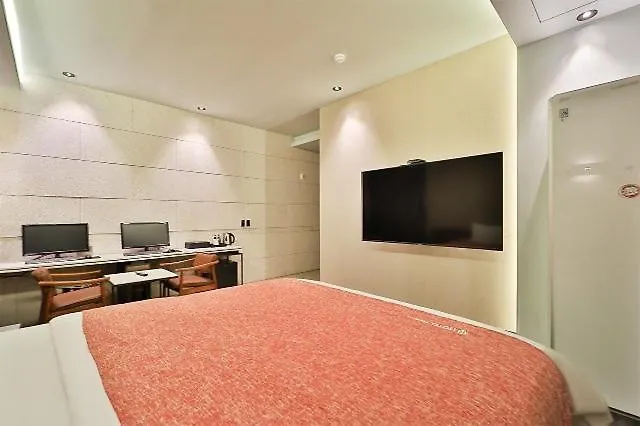 Motel Jeonggwan Raum *